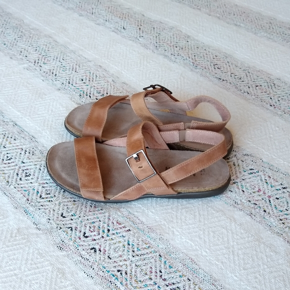 Naot | Shoes | New Naot Norah Sandals Latte Brown 38775 Nwot | Poshmark